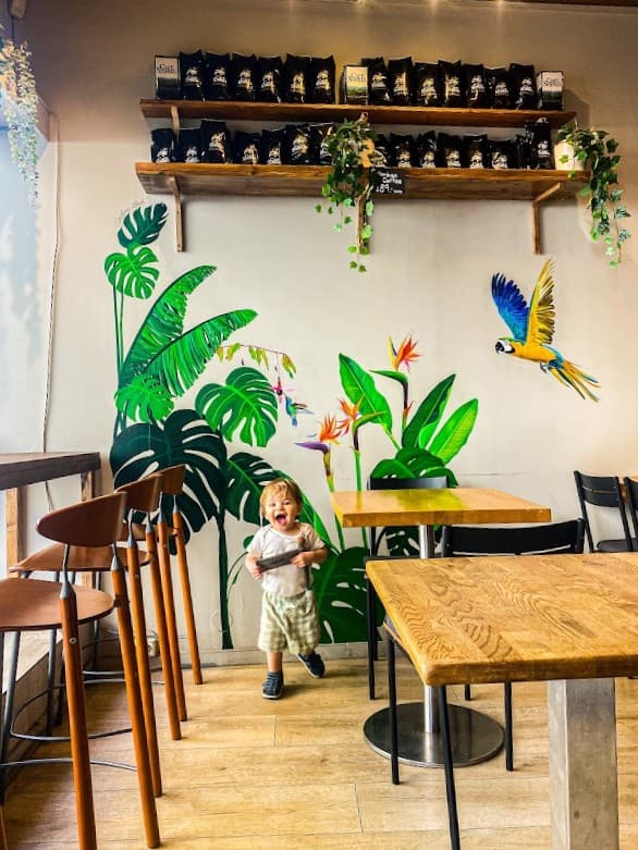 Bonita Cafe interior